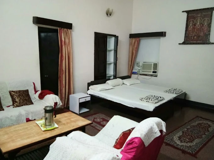 Unnamed (3) Room at Birla Dharamshala Ayodhya Near Ram Mandir